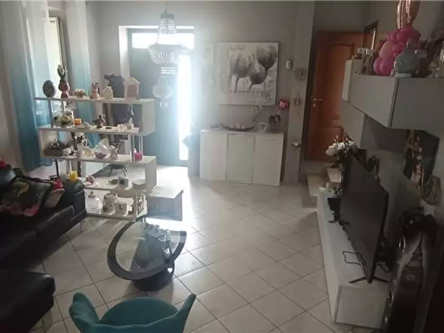 Immagine 4 di Villa in vendita  a Pontecorvo