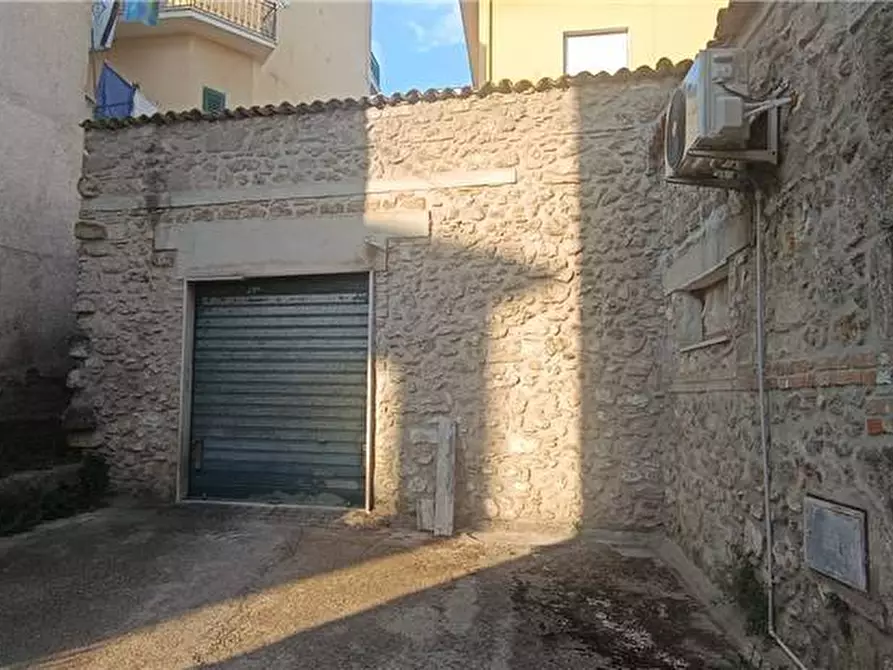 Immagine 2 di Attività commerciale in vendita  a Pontecorvo