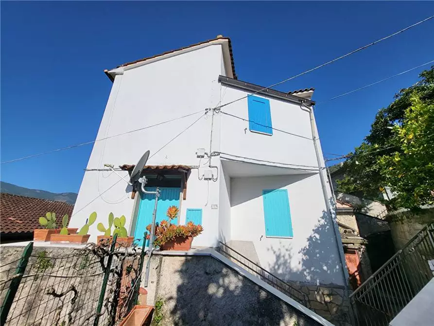 Immagine 1 di Villa in vendita  a Pontecorvo
