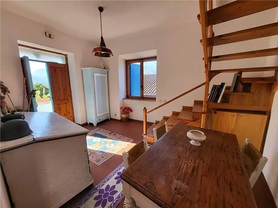 Immagine 5 di Villa in vendita  a Pontecorvo
