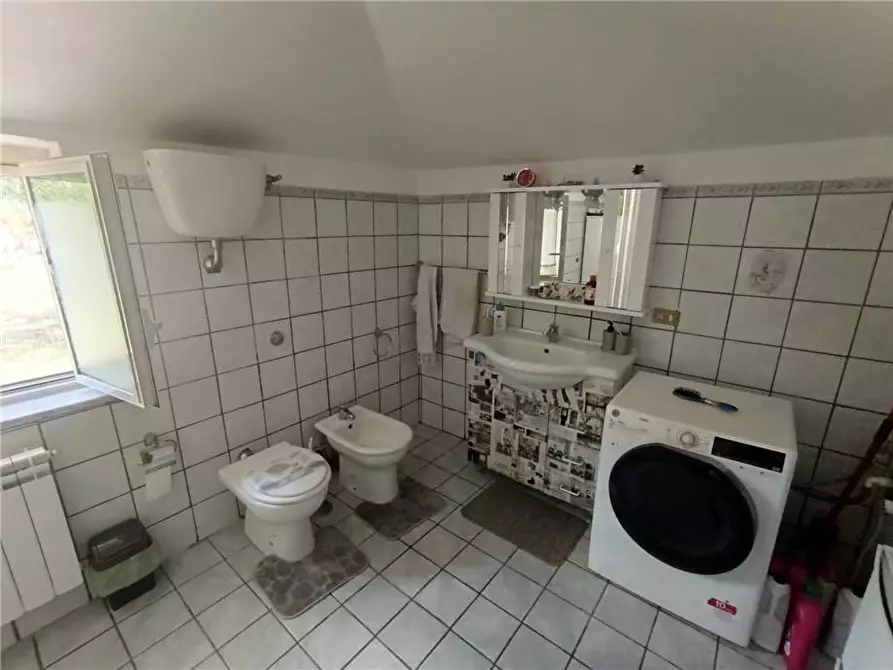 Immagine 14 di Villa in vendita  in Via Selvi Pozzo La Corte, 8 a Esperia
