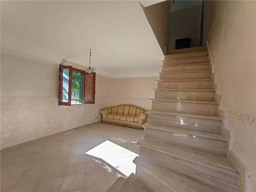 Immagine 3 di Villa in vendita  a Pontecorvo