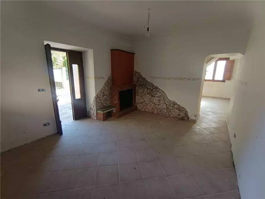 Immagine 4 di Villa in vendita  a Pontecorvo
