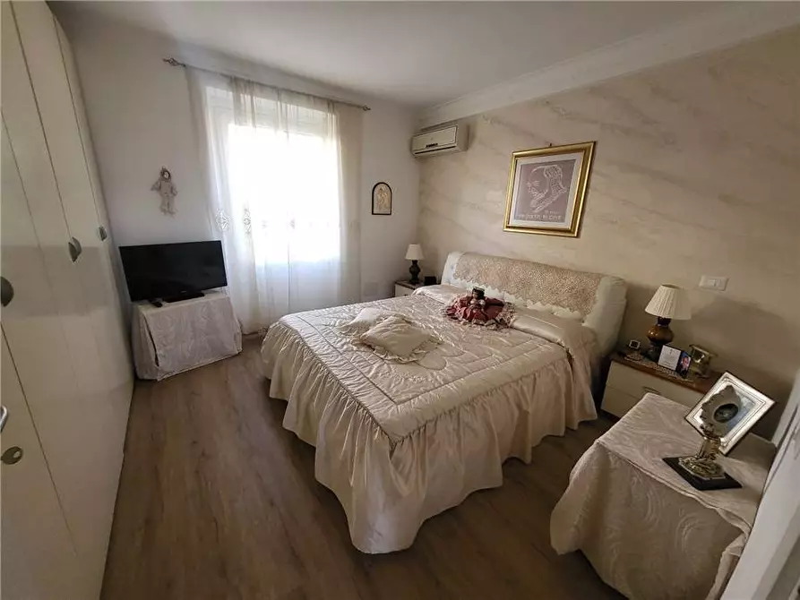Immagine 11 di Villa in vendita  a Pontecorvo