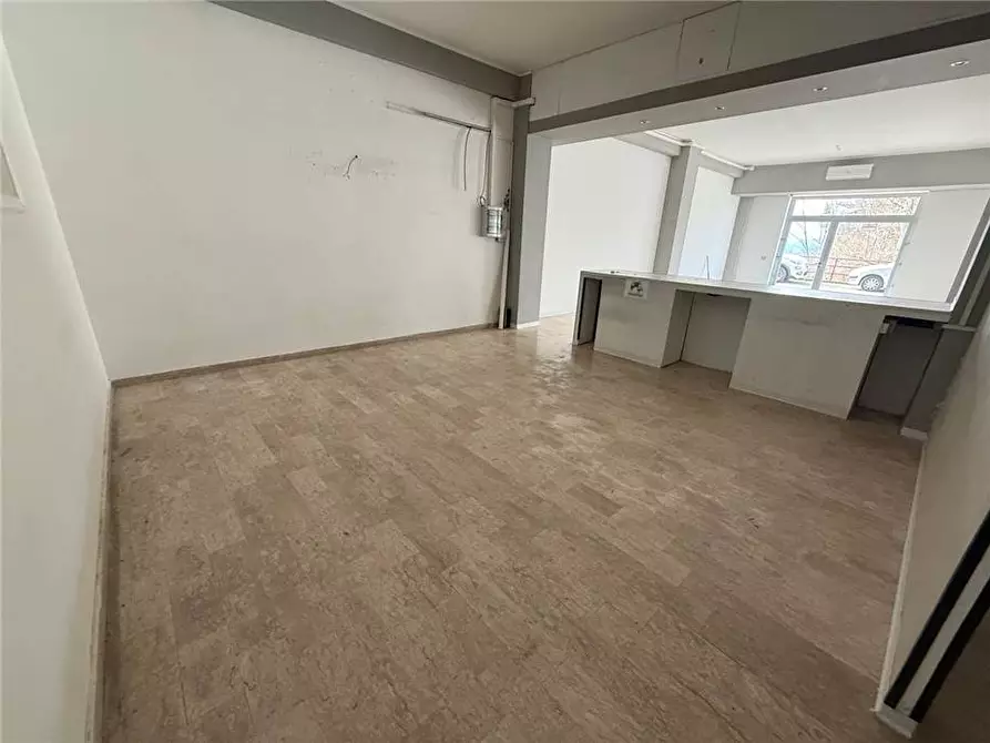 Immagine 7 di Ufficio in affitto  in Via Trieste a Pontecorvo