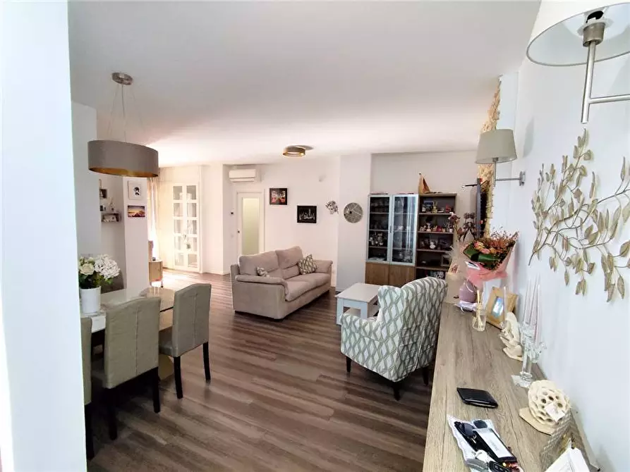 Immagine 2 di Appartamento in vendita  in Via San Giovanni Battista a Pontecorvo