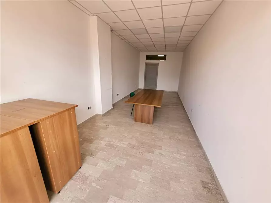 Immagine 3 di Ufficio in affitto  in Via Trieste a Pontecorvo