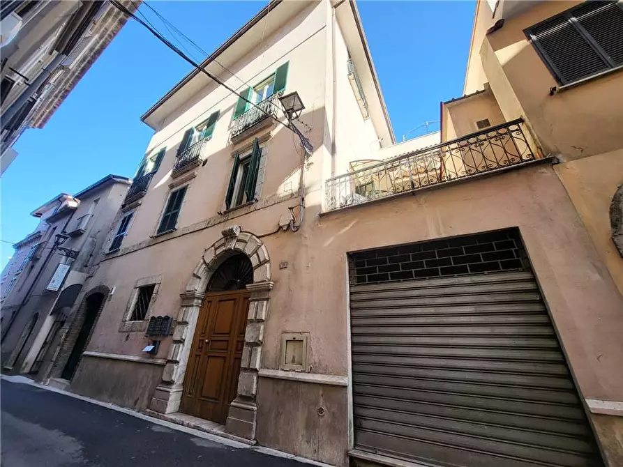 Immagine 1 di Appartamento in vendita  in Via Roma a Pontecorvo