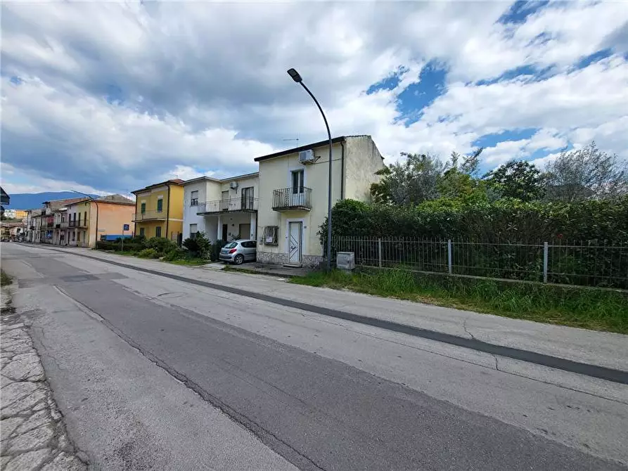 Immagine 2 di Villa in vendita  in C.so Garibaldi a Pontecorvo
