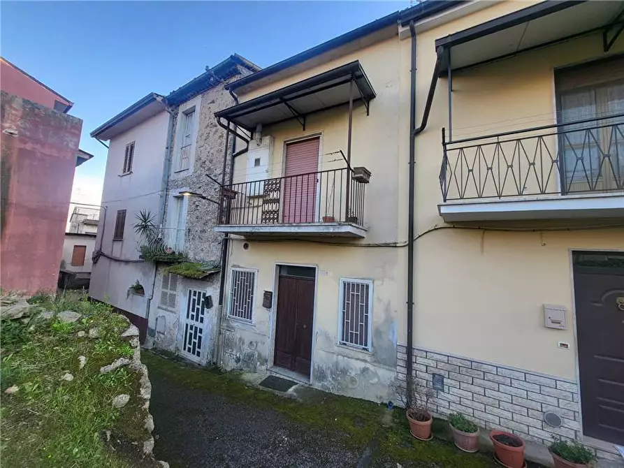 Immagine 1 di Villa in vendita  in Via Vicolo del Giglio a Pontecorvo