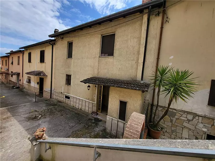 Immagine 1 di Villa in vendita  in Via Mura Sant'Andrea a Pontecorvo