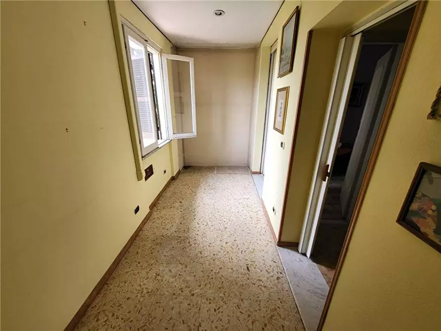 Immagine 10 di Villa in vendita  in Via Mura Sant'Andrea a Pontecorvo