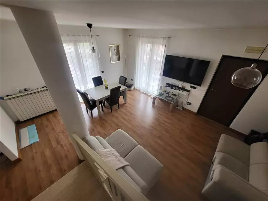 Immagine 5 di Villa in vendita  a Pontecorvo