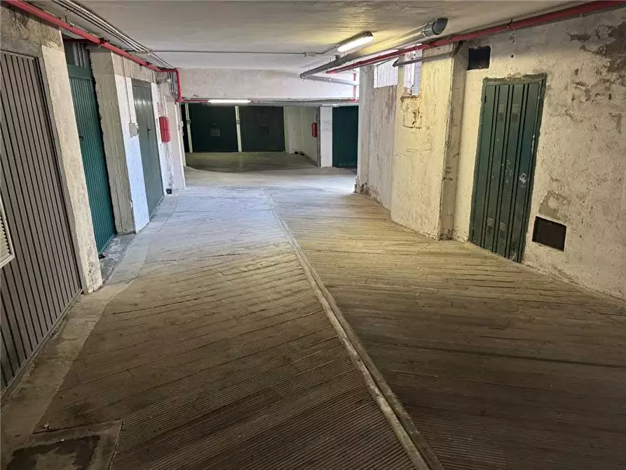 Immagine 5 di Garage in vendita  in Via Magnone a Ceriale
