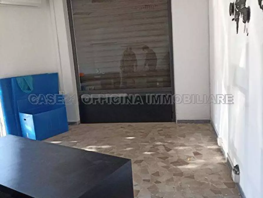 Immagine 4 di Attività commerciale in vendita  a Ciampino