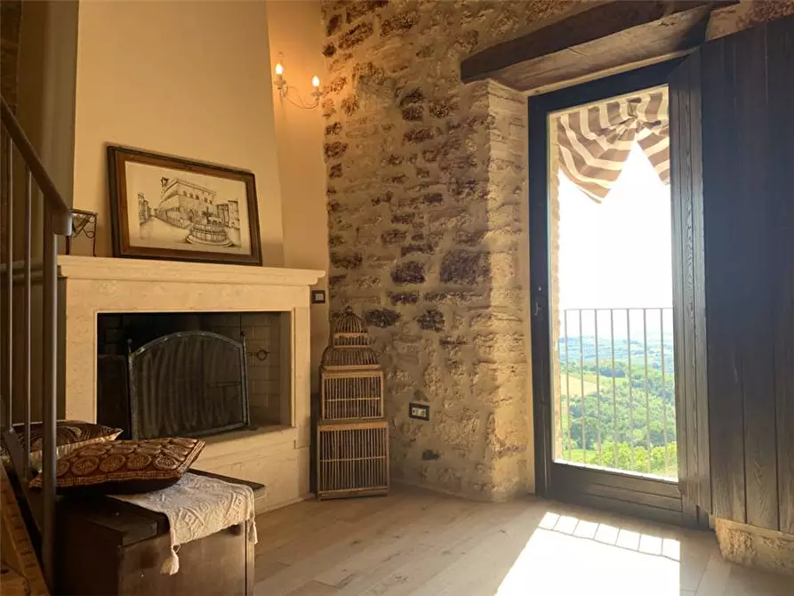 Immagine 4 di Stabile in affitto  in Loc. San Terenziano a Gualdo Cattaneo