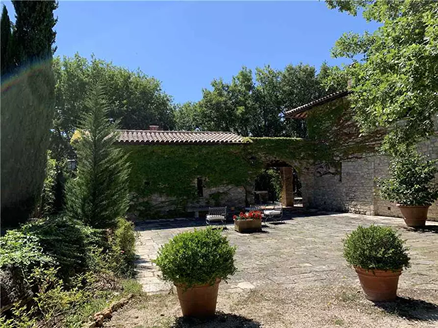 Immagine 4 di Casa vacanze in affitto  in Loc. Castelvecchio a Massa Martana
