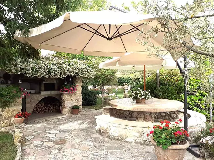 Immagine 19 di Rustico / casale in vendita  in Via LORETO, 1 a Todi