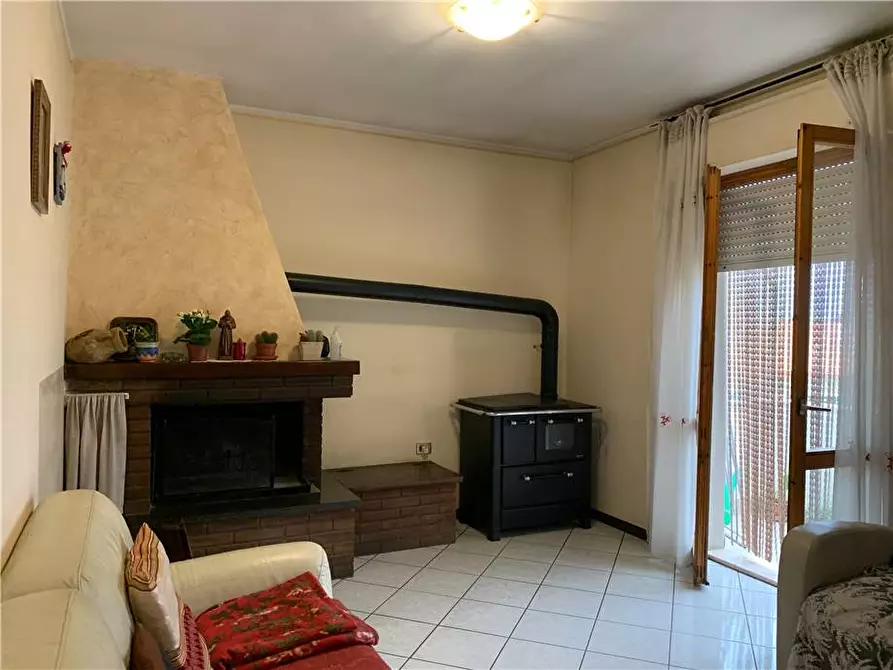 Immagine 17 di Appartamento in vendita  in Via Del Campanile, 54/1 a Gualdo Cattaneo