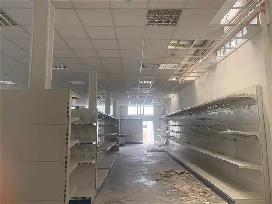 Immagine 12 di Capannone industriale in vendita  in Via Dell'Artigianato, 12 a Gualdo Cattaneo
