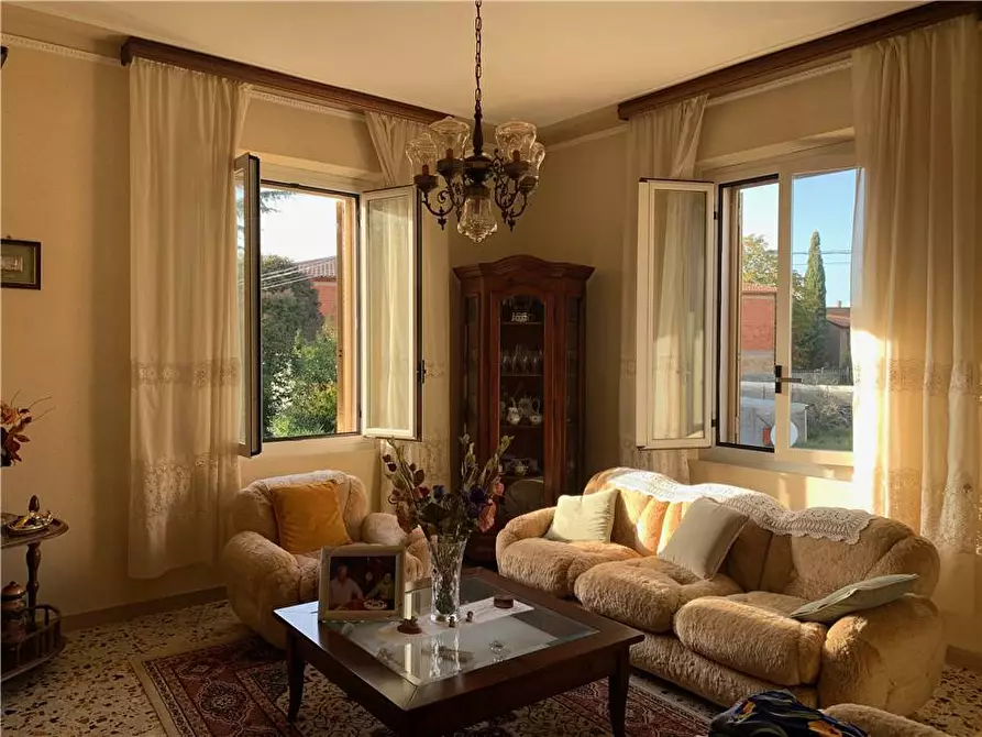 Immagine 13 di Villa in vendita  in Via Piave a Gualdo Cattaneo