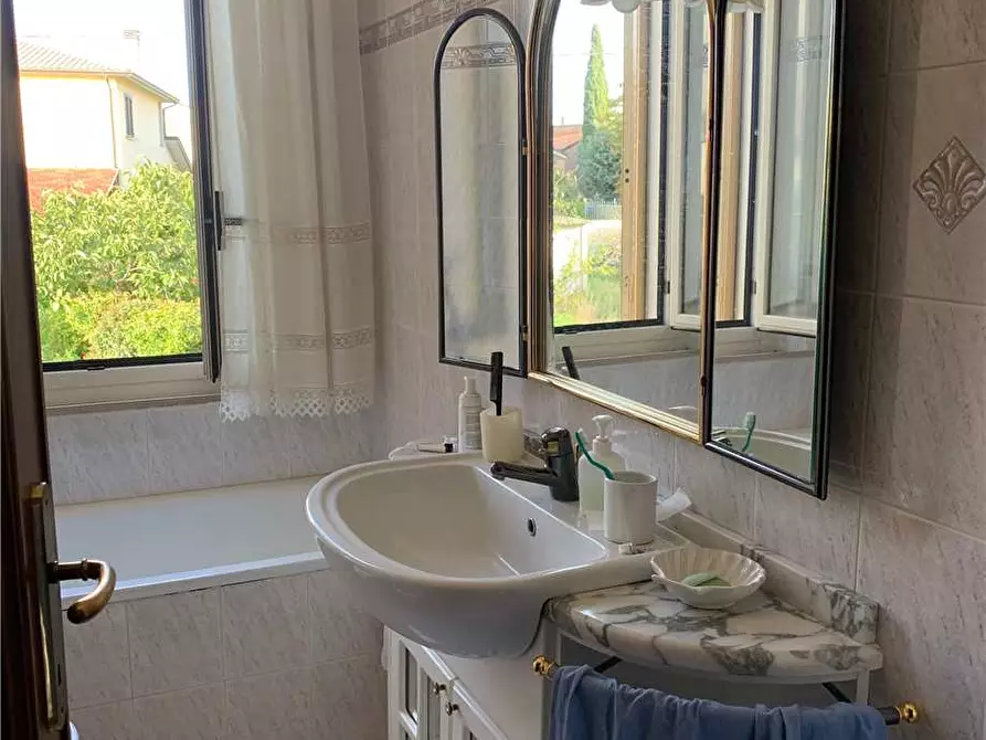 Immagine 7 di Villa in vendita  in Via Piave a Gualdo Cattaneo