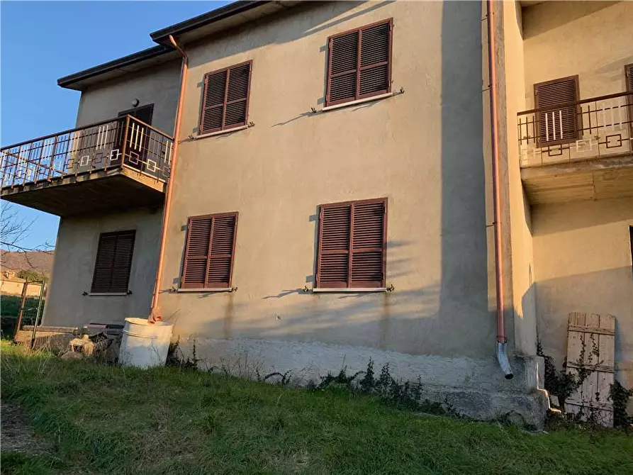 Immagine 5 di Casa bifamiliare in vendita  in Loc. Viepri a Massa Martana