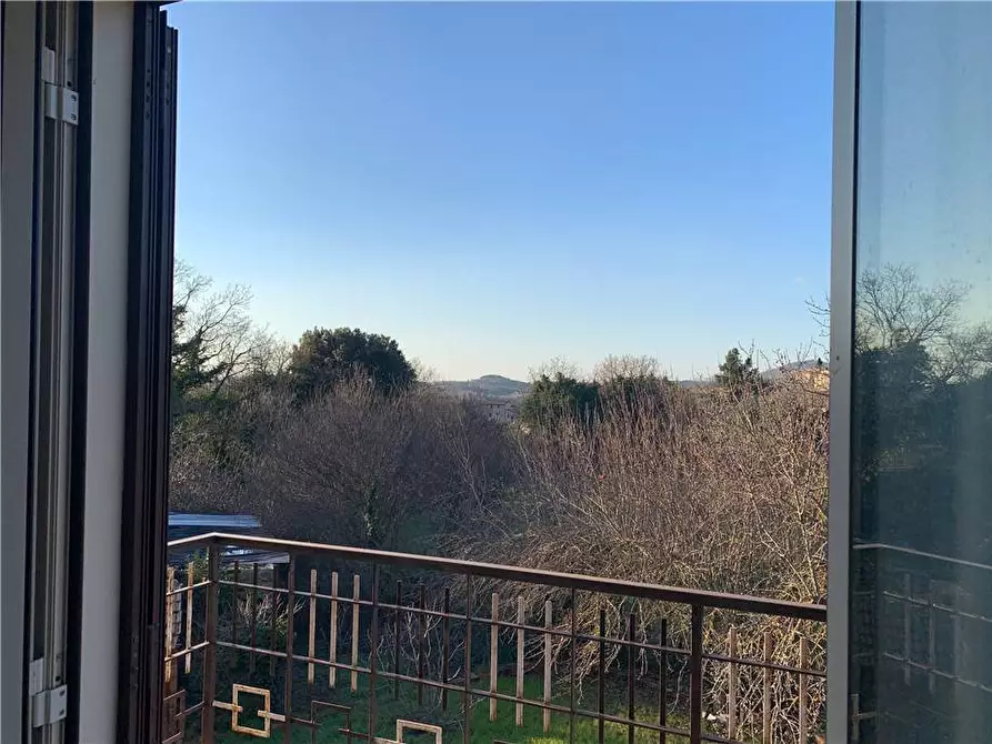 Immagine 9 di Casa bifamiliare in vendita  in Loc. Viepri a Massa Martana