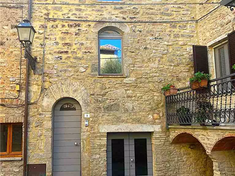 Immagine 4 di Stabile in vendita  in Via G. Garibaldi, 9 a Gualdo Cattaneo