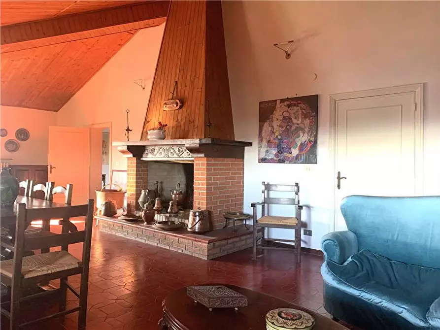 Immagine 10 di Villa in vendita  in Via Roma, 19 a Collazzone