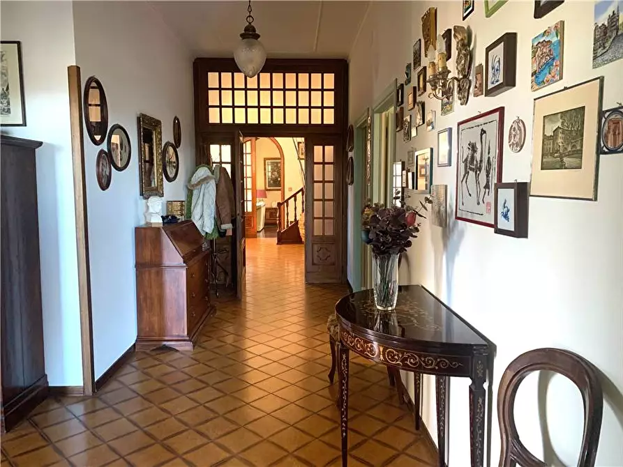 Immagine 13 di Villa in vendita  in Via Roma, 19 a Collazzone