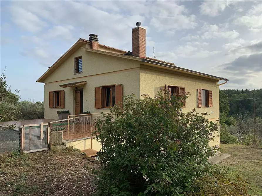 Immagine 2 di Villa in vendita  in Via Aschianghi, 5 a San Venanzo