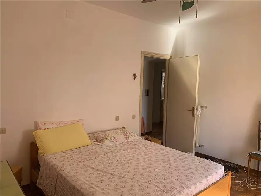 Immagine 8 di Stabile in vendita  in Via Collesecco, 51 a Gualdo Cattaneo