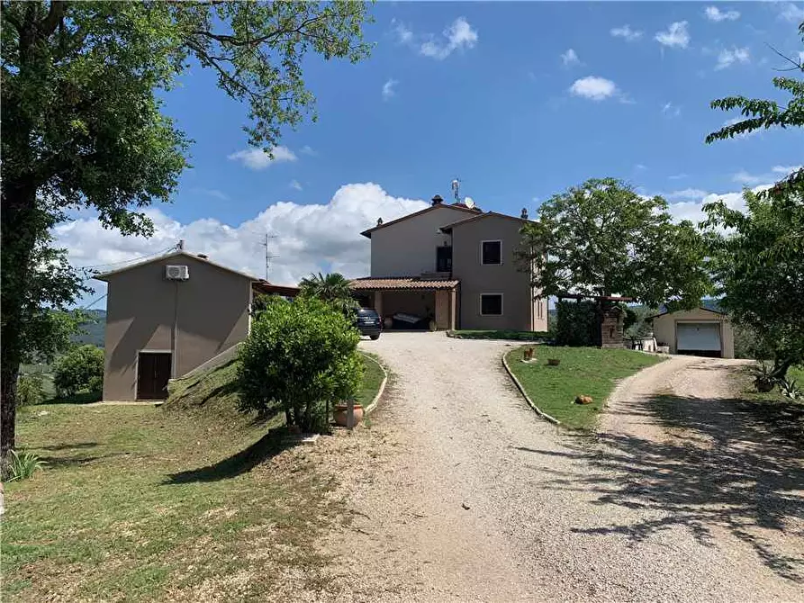 Immagine 15 di Villa in vendita  in Fraz. GAGLIETOLE a Collazzone
