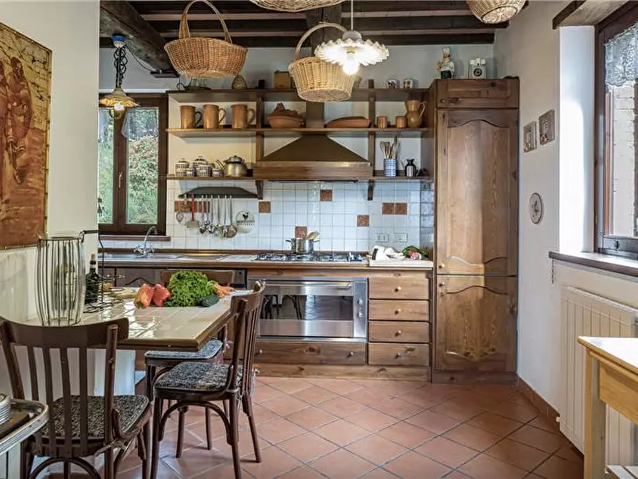 Immagine 21 di Rustico / casale in vendita  in Fraz. GRUTTI a Gualdo Cattaneo