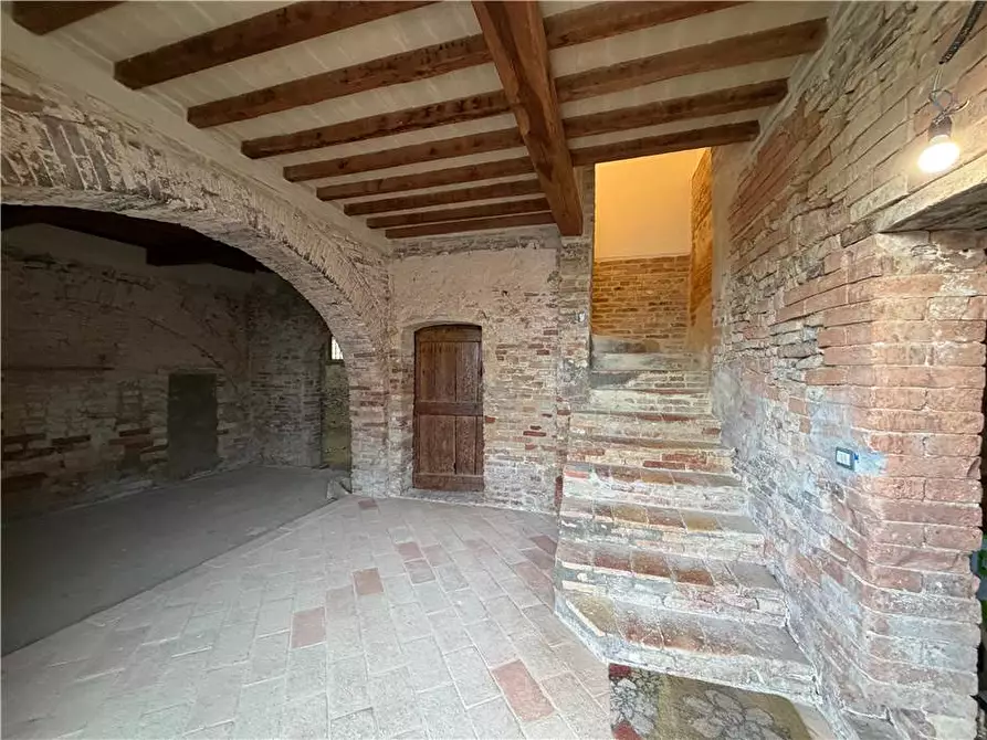 Immagine 19 di Rustico / casale in vendita  in Voc. Selva, 11 a Marsciano