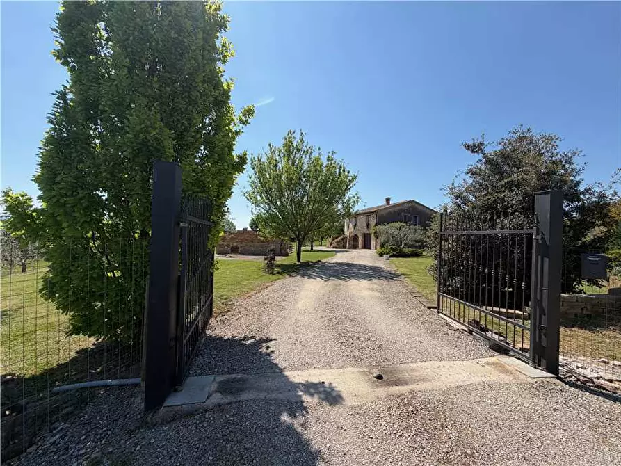 Immagine 30 di Rustico / casale in vendita  in Voc. Selva, 11 a Marsciano