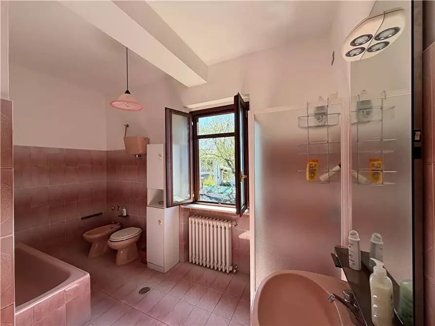 Immagine 22 di Villa in vendita  in Via Via Montegrappa, 22 a Gualdo Cattaneo