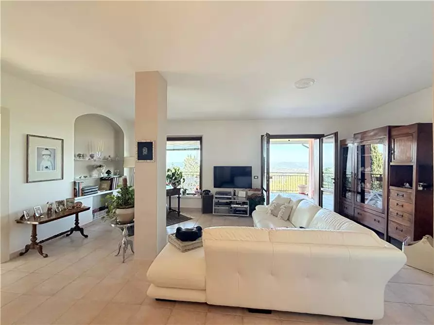Immagine 7 di Villa in vendita  in Via San Bernardino, 22 a Bettona