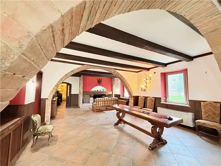 Immagine 10 di Rustico / casale in vendita  in Via Loretto, 6 a Todi