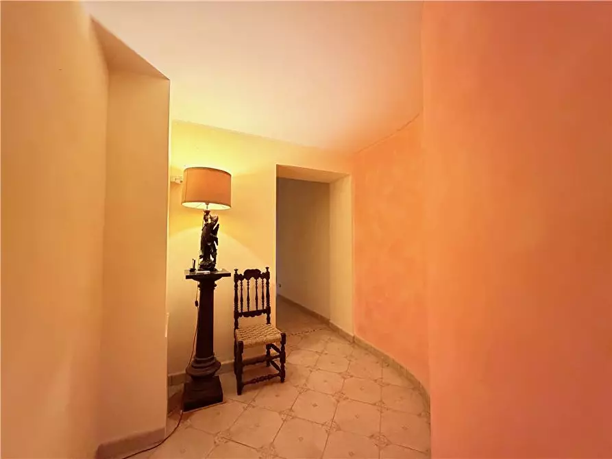 Immagine 19 di Rustico / casale in vendita  in Via Loretto, 6 a Todi