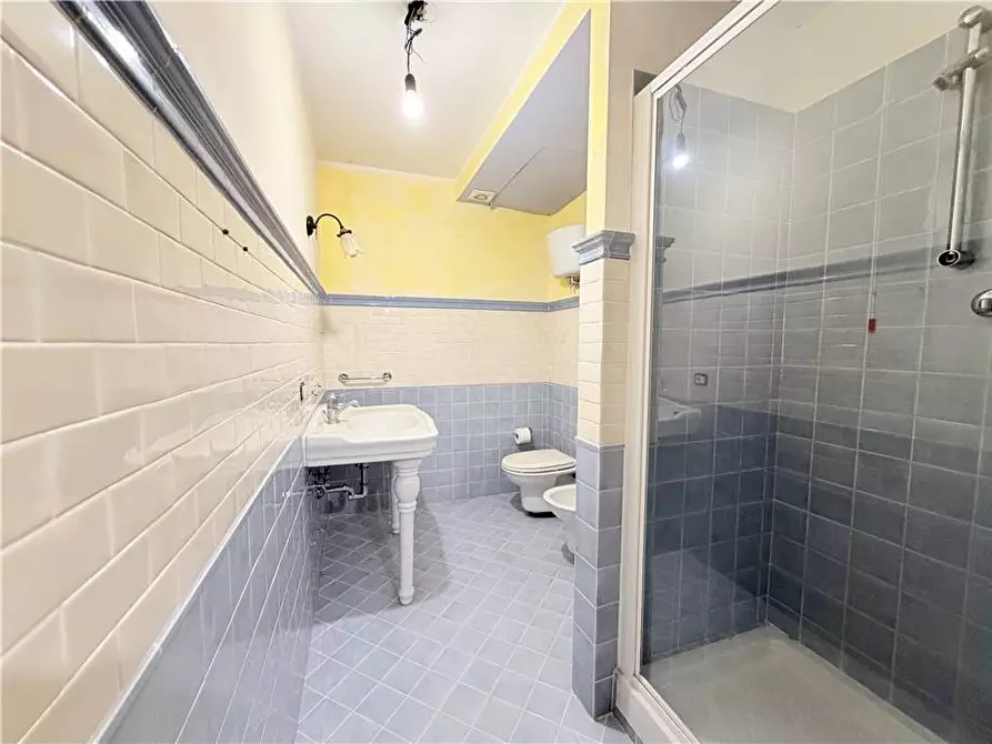 Immagine 23 di Rustico / casale in vendita  in Via Loretto, 6 a Todi