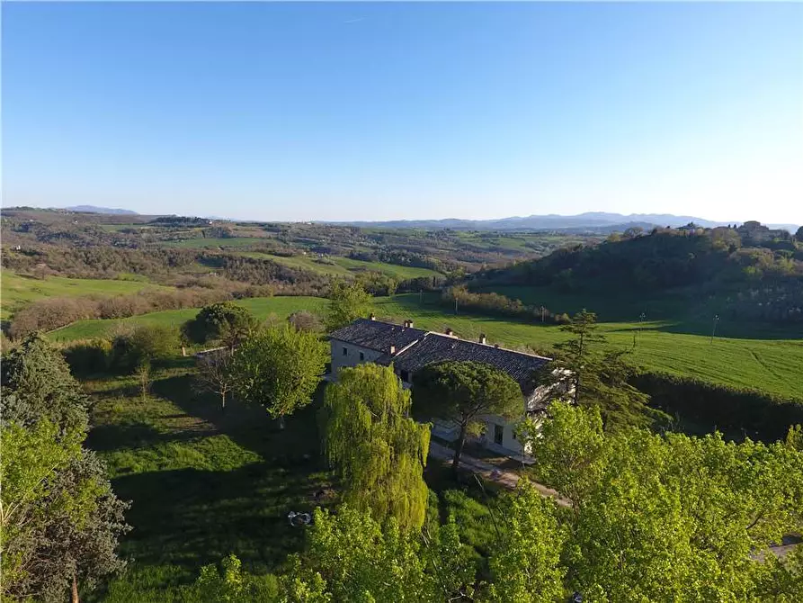 Immagine 3 di Rustico / casale in vendita  in Via Loretto, 6 a Todi