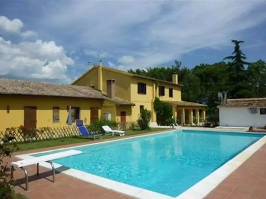 Immagine 1 di Villa in vendita  in Voc. Selvetta a Cannara