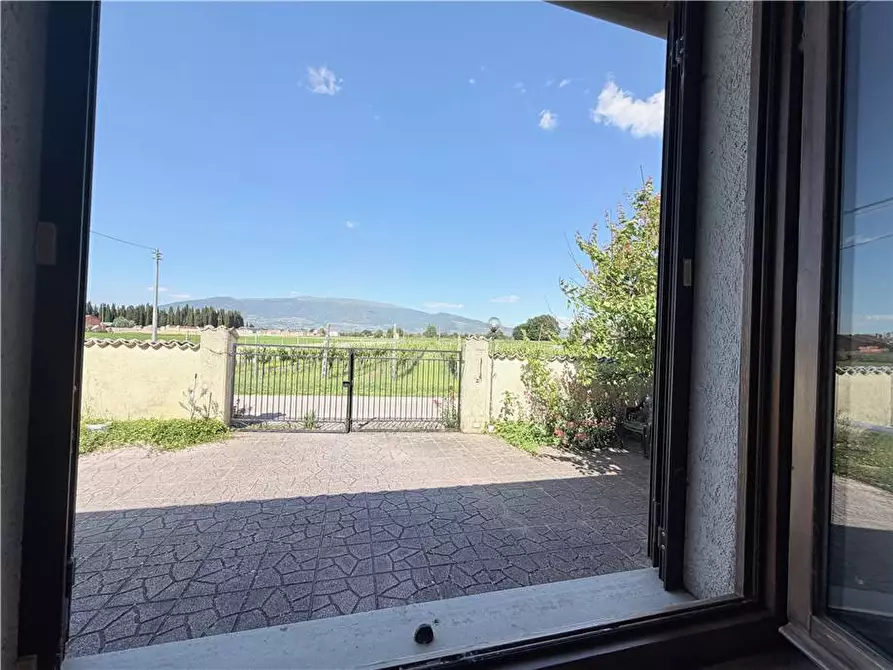 Immagine 10 di Villa in vendita  in Voc. Selvetta a Cannara