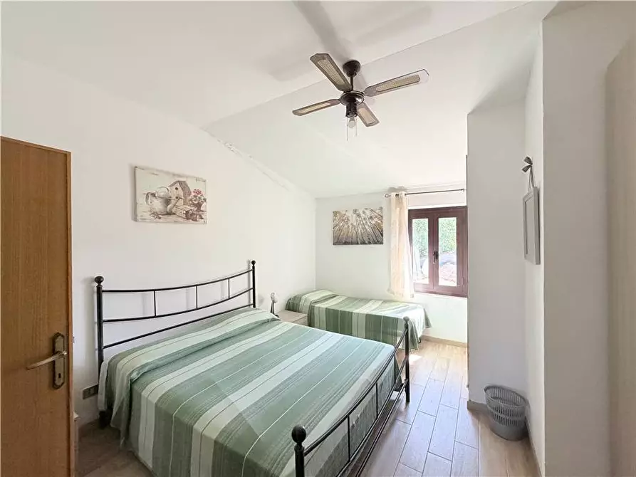 Immagine 21 di Villa in vendita  in Voc. Selvetta a Cannara