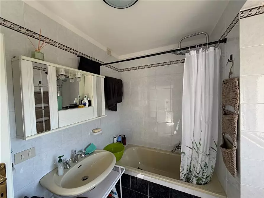 Immagine 20 di Appartamento in vendita  in Fraz. San Martino Dei Colli, 488 a Perugia