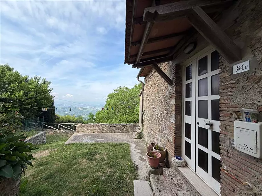Immagine 1 di Villa in vendita  in Via Torino a Gualdo Cattaneo