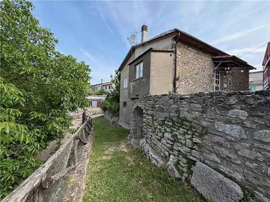 Immagine 5 di Villa in vendita  in Via Torino a Gualdo Cattaneo