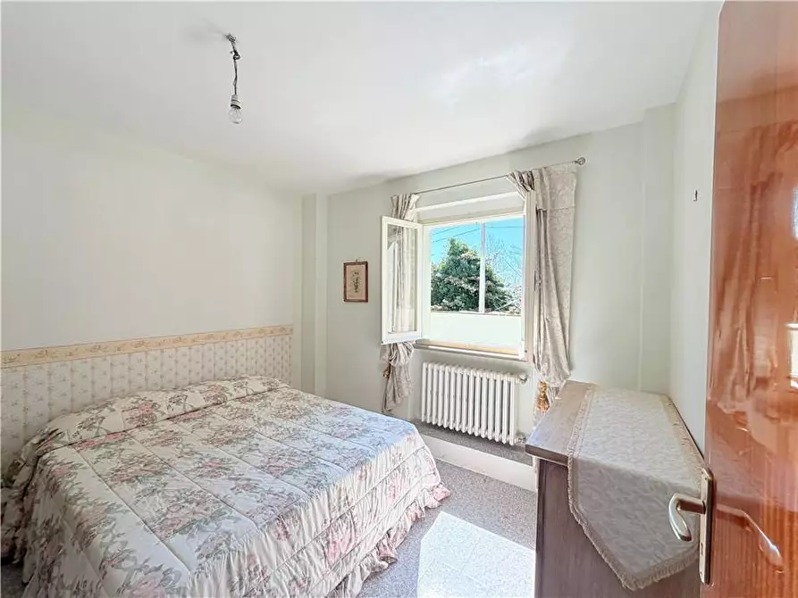 Immagine 15 di Casa bifamiliare in vendita  in Via Montemaggio a San Leo